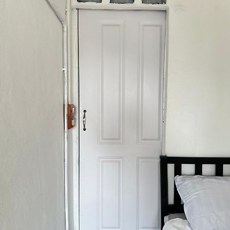 Chubby 9 Single Room Bangkok Luaran gambar